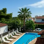 Samel Hotel 3*