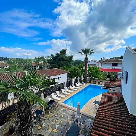 Samel Hotel 3*
