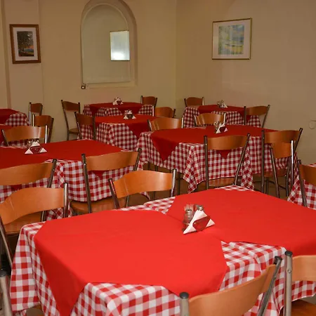 Hotel Samel 3*