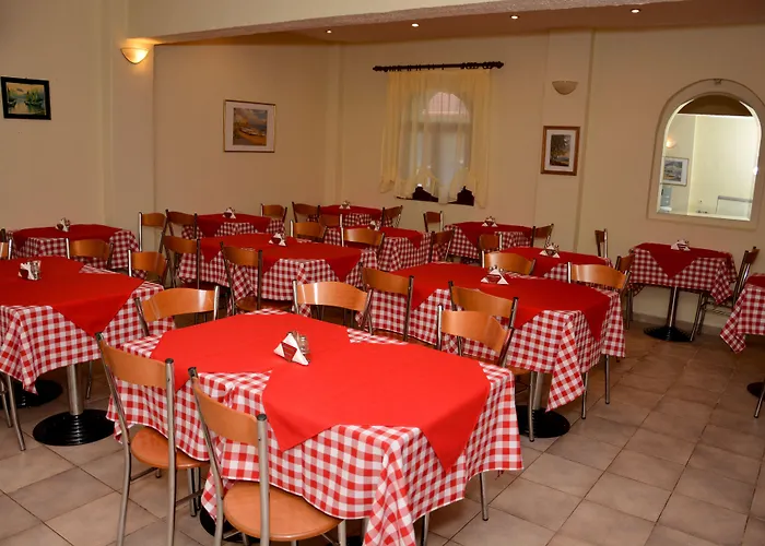 Ξενοδοχείο Samel 3*